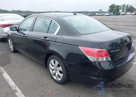 2010 Honda Accord 2.4 Ex-L z USA, uszkodzony, nr VIN 1HGCP2F88AA044634